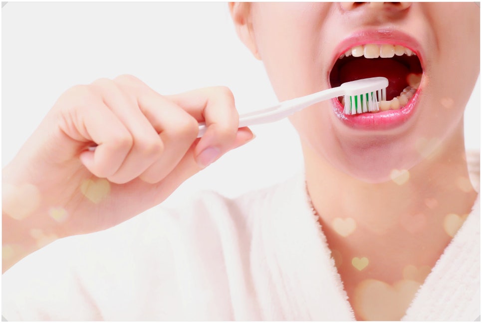 아무리 잘 닦아도 칫솔 교체주기 <제대로> 모르면 소용 없어요 관련 이미지 2