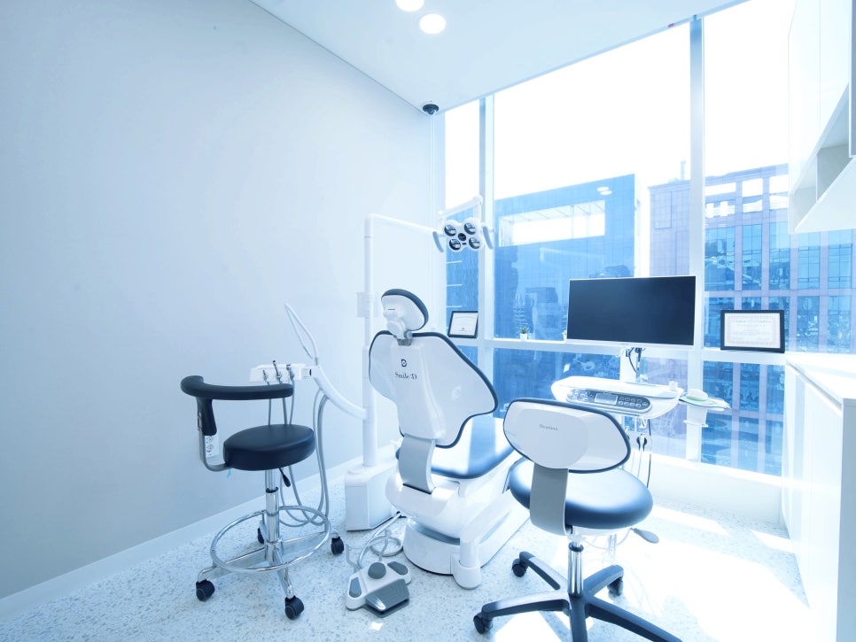 인비절라인 발치 여부에 대한 오해와 진실 알아보기 관련 이미지 6