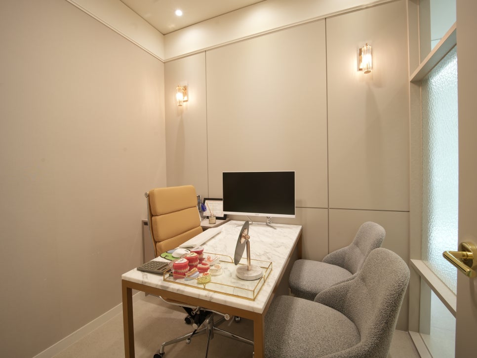 Before and After Protruding Mouth Correction: Principles, Advantages, and Disadvantages of Clear Aligners and Lingual Orthodontics for Protruding Mouth image 8