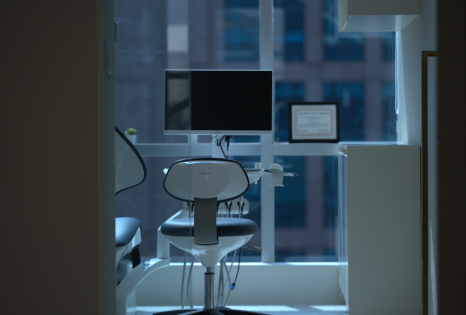 For Those Who Want an Attractive Smile with Cosmetic Prosthetics.. Tip from a Dentist at Sinsa Station Dental Clinic image 14