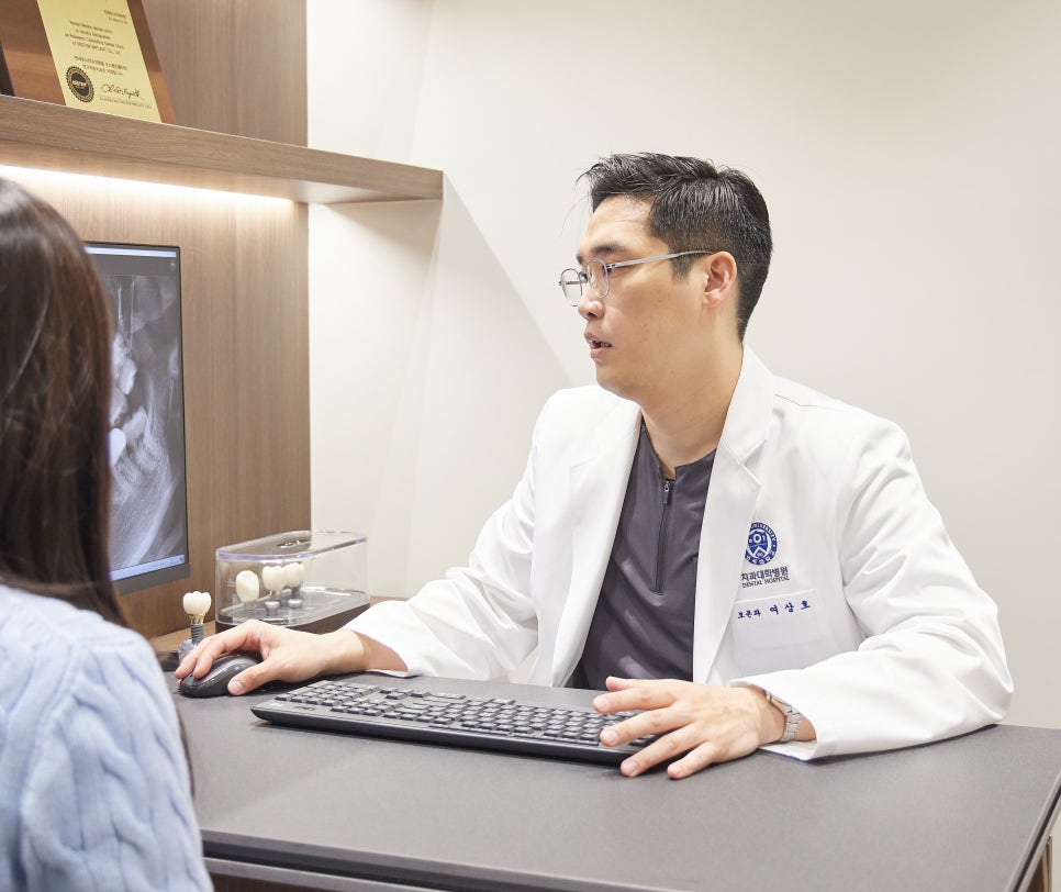 마곡 치과 라미네이트 , 앞니 신경치료 후 크라운 대신 가능한 경우 3가지 관련 이미지 4