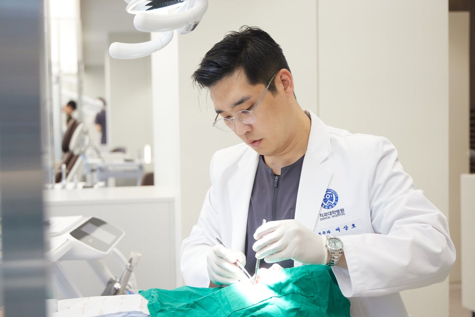 마곡 치과 에서 부작용 걱정 없는 라미네이트 선택 기준 알려드립니다. 관련 이미지 3