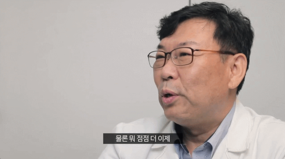 The 20 Years of Know-How Behind Re:Born Plastic Surgery, as Revealed by the Director of a Gangnam Sinsa Plastic Surgery Clinic image 3
