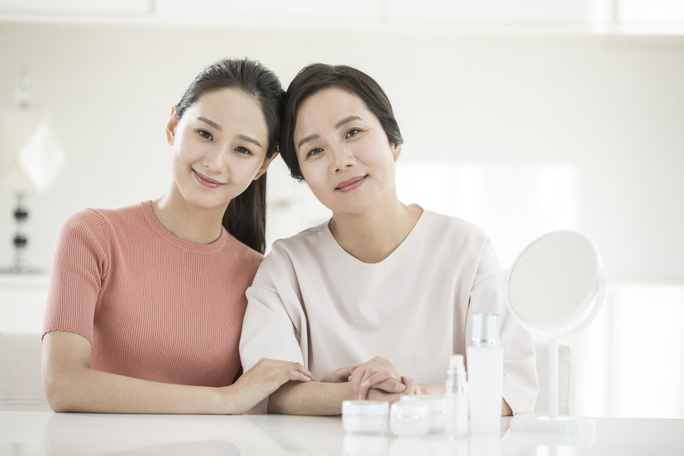 Where to Get a Good Collagen Booster: Improving Skin Elasticity and Managing Wrinkles image 1