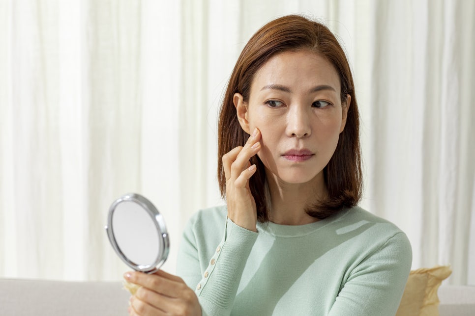 50대 리프팅 늘어진 피부를 즉각적으로 당겨주는 시술 관련 이미지 1