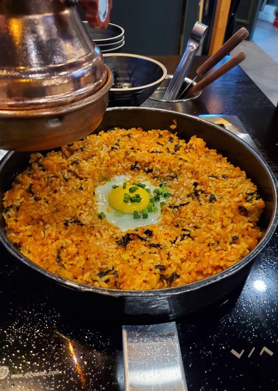 성형외과 전문의가 눈밑수술 케이스의 진단방법 및 나이들면 하는 수술이다라는 오해에 대해 설명해드립니다. 관련 이미지 18