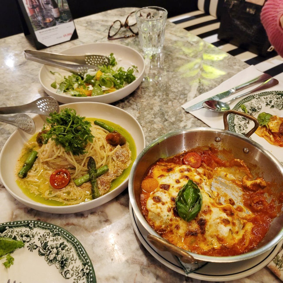 A Restaurant with Great Atmosphere in Apgujeong Rodeo, Cheongdam: Luka Kitchen image 3