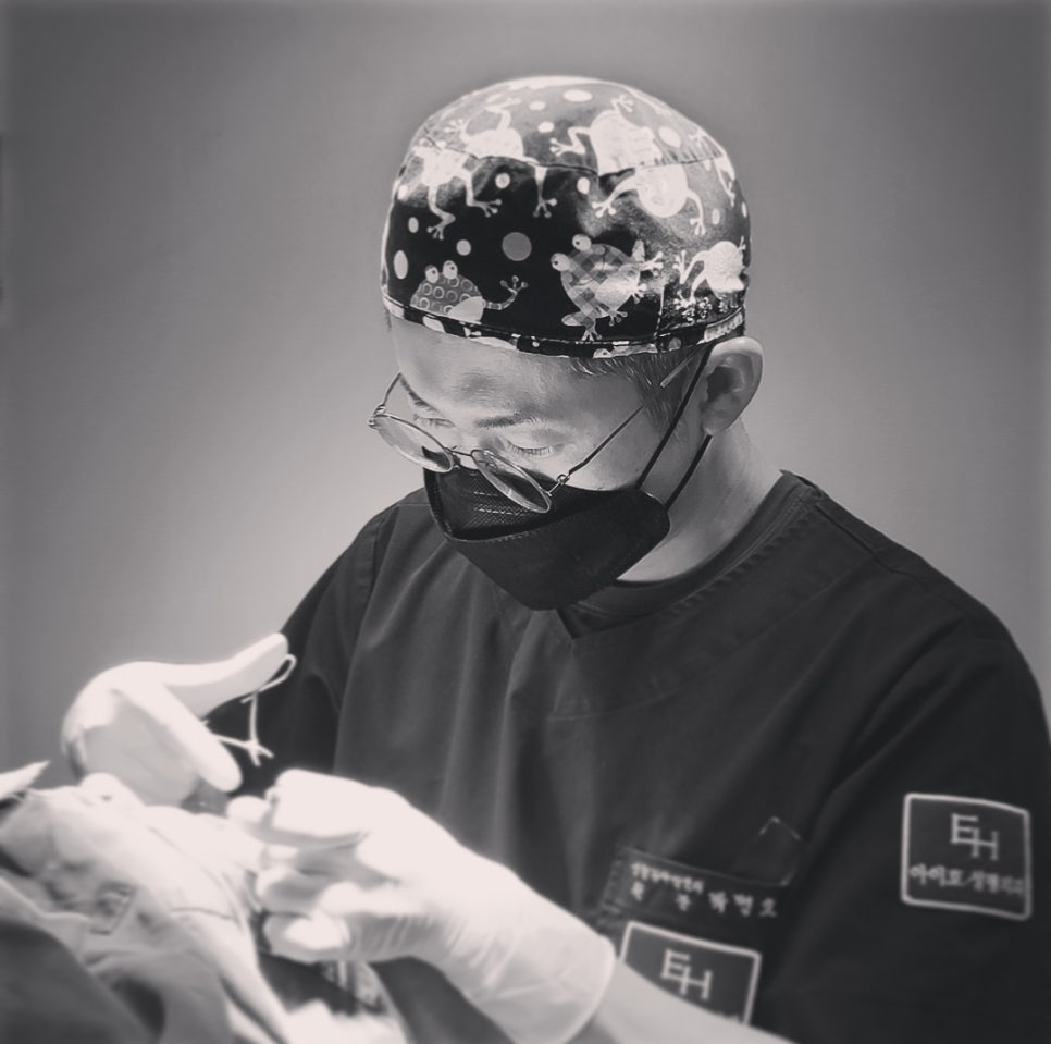 Double Eyelid Revision Surgery Review: Be Sure to Check Carefully. image 15