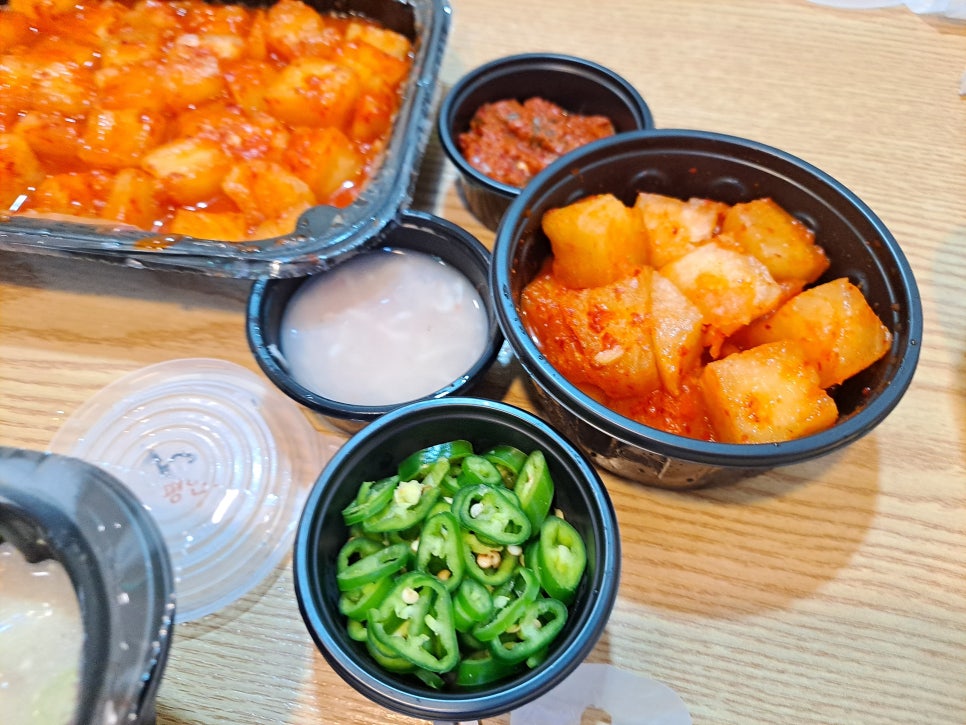 Pyeongan-do Sundae-guk Gamjatang Seocho Gyodae Branch Is Best to Eat the Day After Rain image 2
