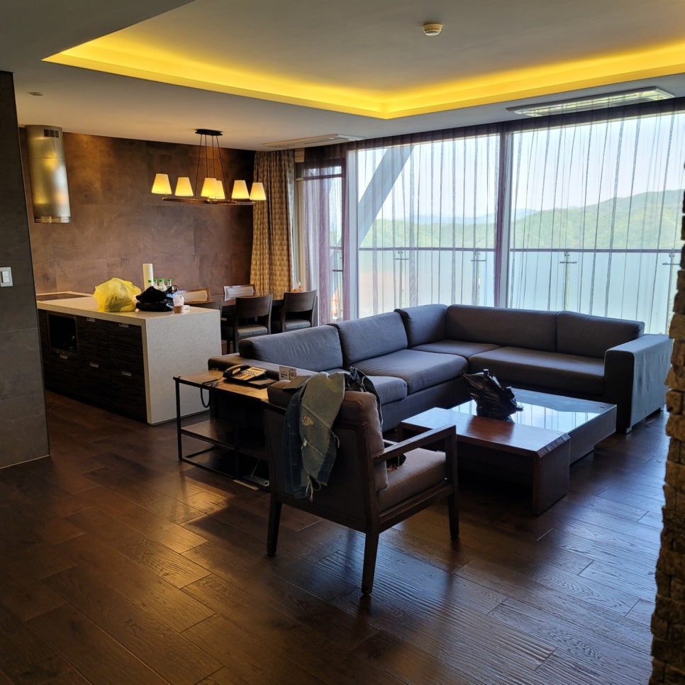 [2-Day, 1-Night Domestic Trip] Hongcheon Sono Felice Village Vivaldi Park Gold Suite image 7
