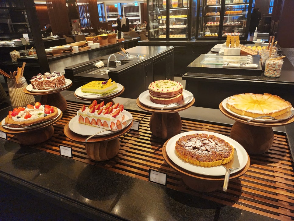 Company Dinner at JW Marriott Hotel Buffet Flavors image 18