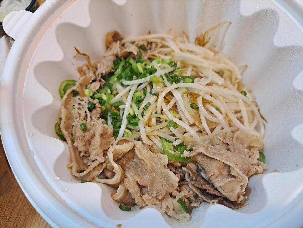Gangnam pho restaurant, Vietnam Nosae Restaurant — I order through Baemin. image 2
