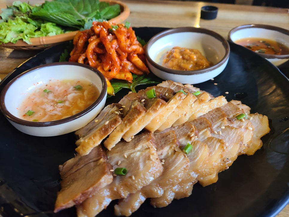 A Restaurant Near Apgujeong Station I Found Because I Was Craving Makgeolli: Wolsunne Apgujeong Branch image 4