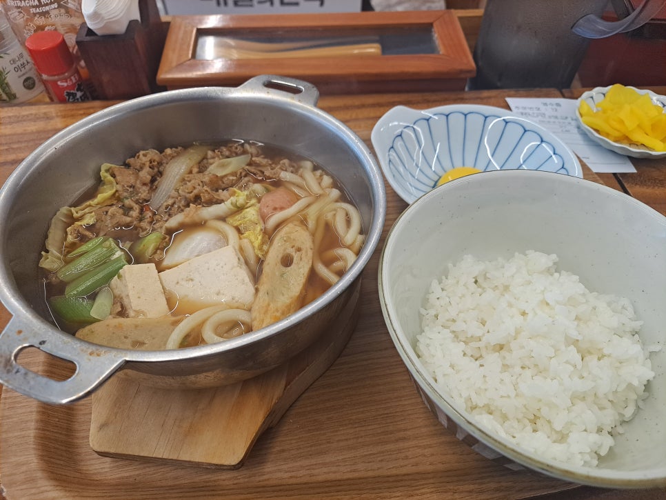 혼밥하기 좋은 압구정역 맛집 이불덮밥 관련 이미지 4