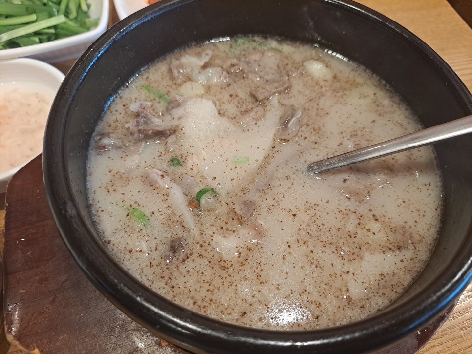 Apgujeong Sundae Gukbap Restaurant Dammiwon: Boiled Pork and Soup Rice image 6