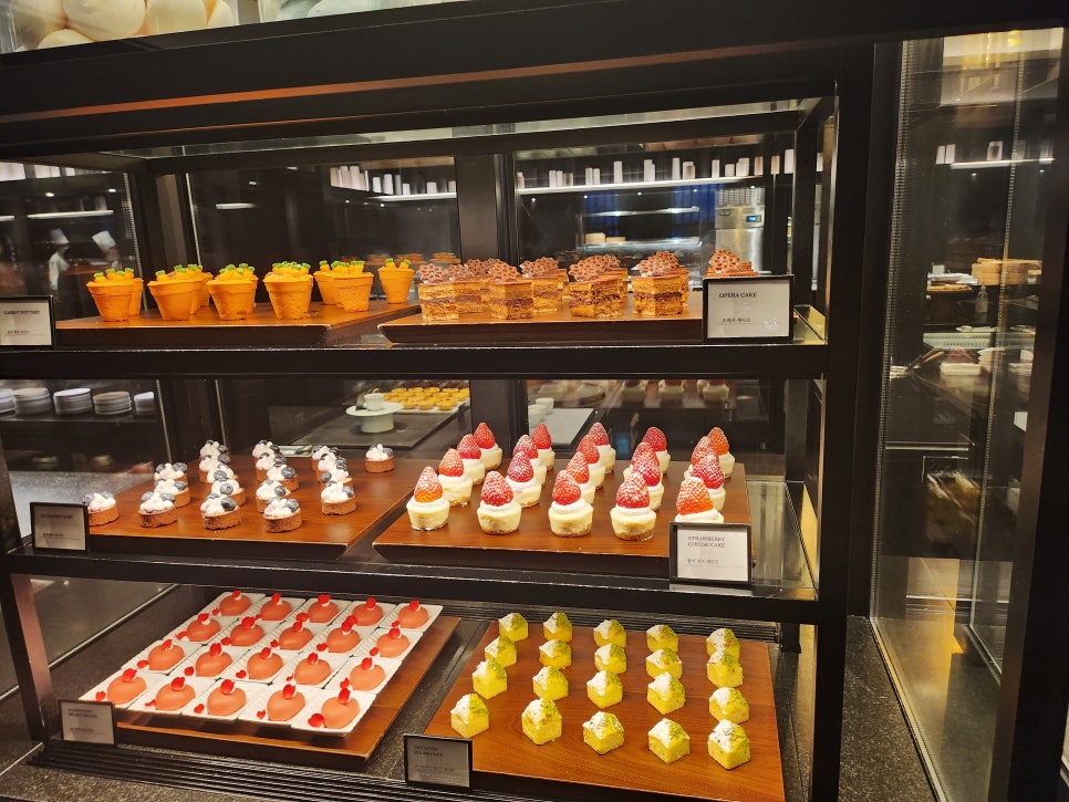 Company Dinner at JW Marriott Hotel Buffet Flavors image 17