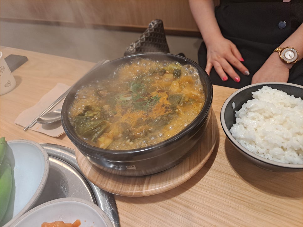 I Tried the New Hangover Galbitang at Galbidaum, a Famous Galbitang Spot in Apgujeong. image 8