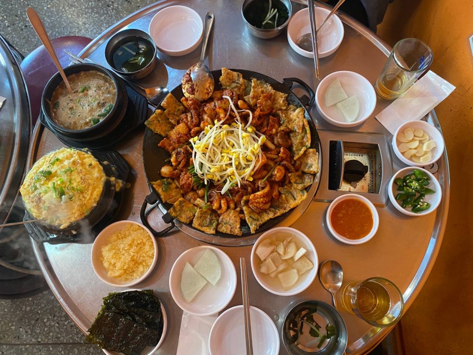 A Perfect Gangnam Restaurant: Seoul Jjukkumi Jamwon Branch image 2