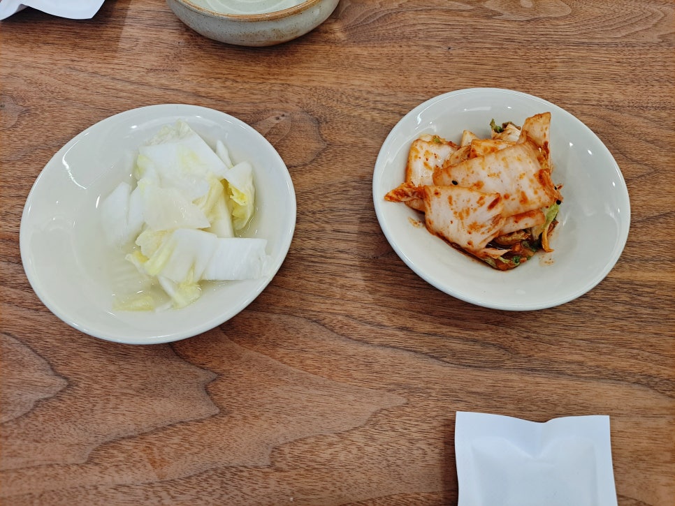 I Ate Red Bean Kalguksu at Patjip in the Farmers Market for Jungbok Food. image 3