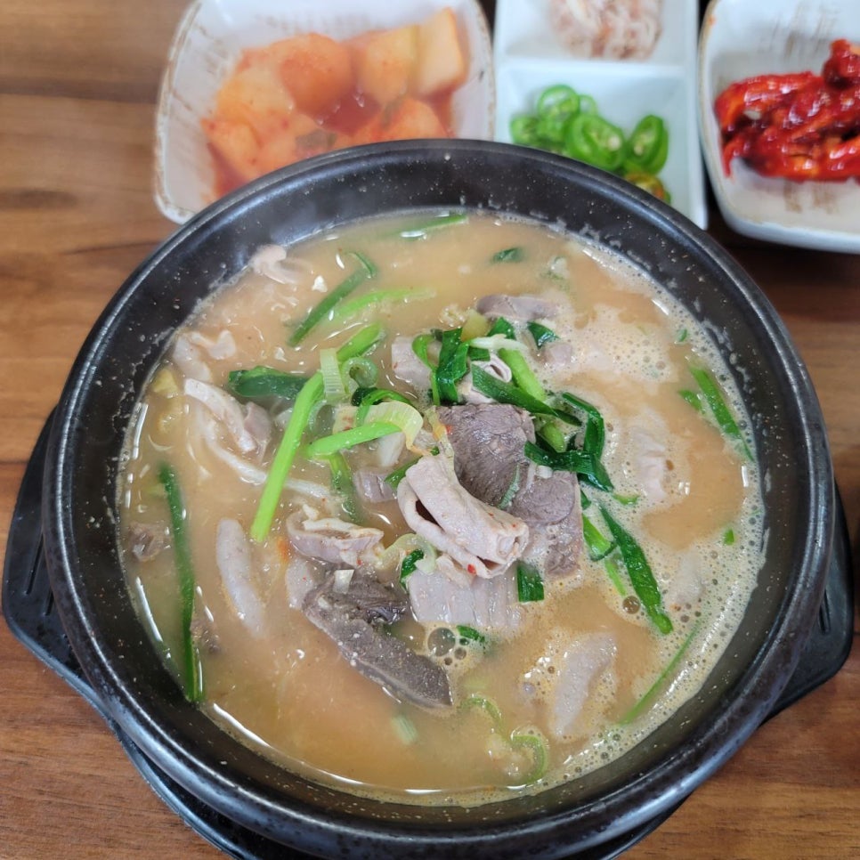 Apgujeong Wansangol Sundae Gukbap, Without the Sundae~~ image 5