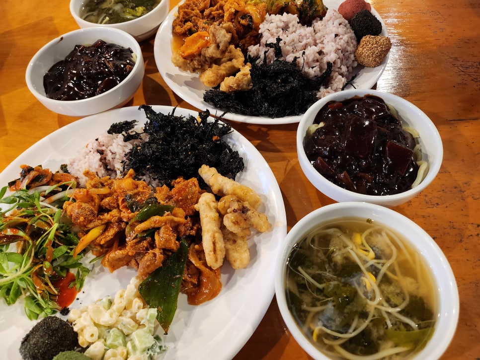 압구정역 점심뷔페 하남돼지집 매일 메뉴가 달라 관련 이미지 10