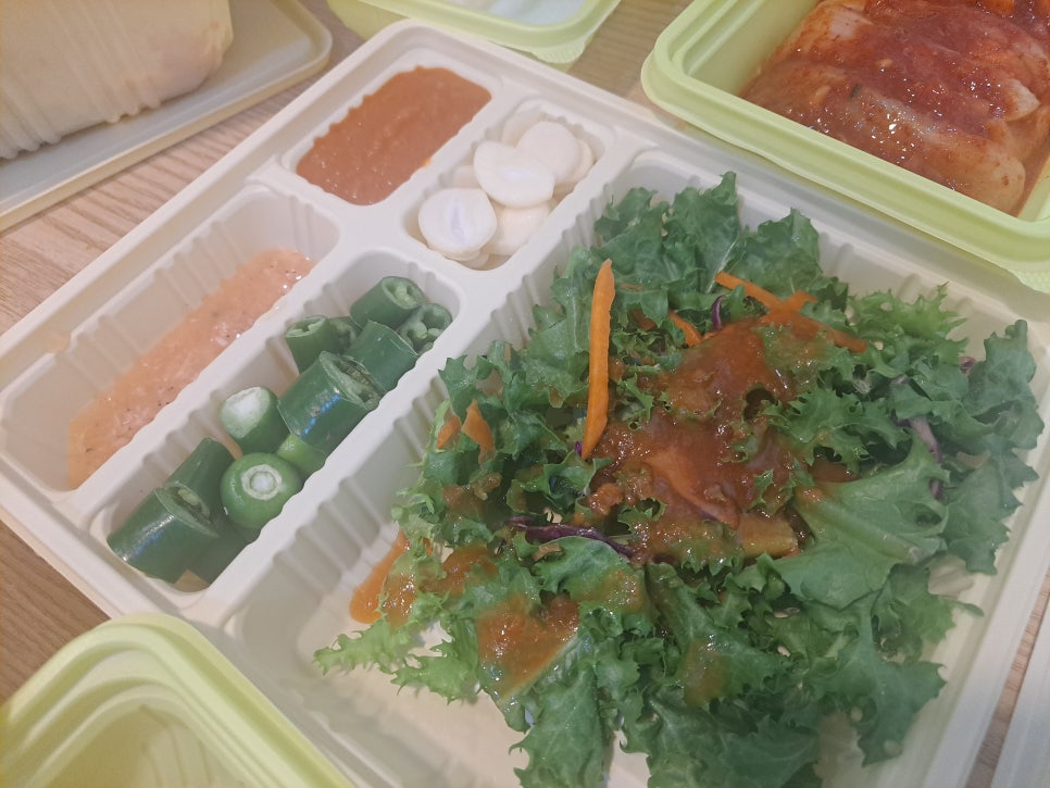 I wanted bossam, so I ordered Wonhalmeoni Bossam. image 4