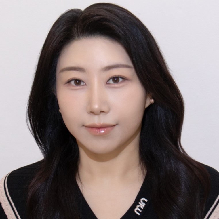 Rhinoplasty + Forehead Fat Grafting: Why the Face’s Mood Changes image 6