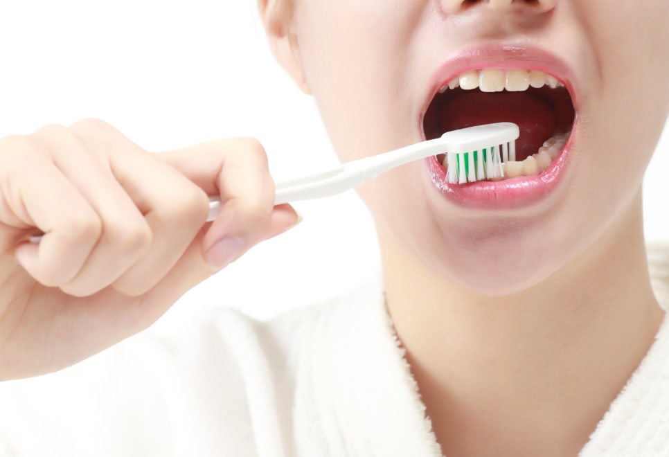 Gayang Station Dental Clinic: Sensitive to Cold Water, Throbbing with Hot Soup! Is It Okay to Leave It This Way? image 3