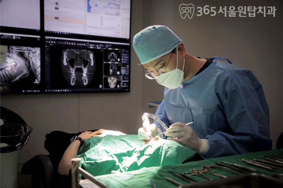 강서구 임플란트치과 , 임플란트 뼈이식이 자리를 잡기까지 관련 이미지 1