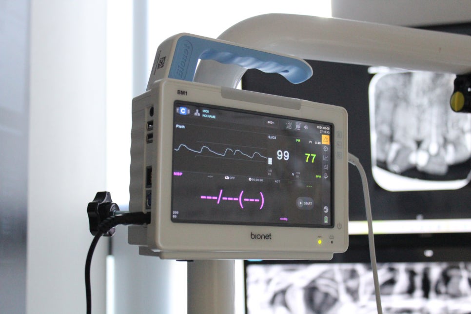 화곡전체임플란트, 의식하진정법으로 편안한 임플란트 수술 관련 이미지 7