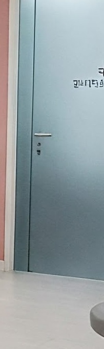 화곡역치과 치아가 빠진 개수만큼 임플란트를 심어야 될까? 관련 이미지 34