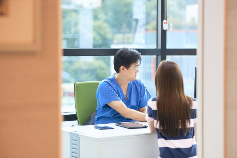 [방배역 성형외과] 꺼진 윗눈꺼풀 - 쌍꺼풀 수술 설명 관련 이미지 4