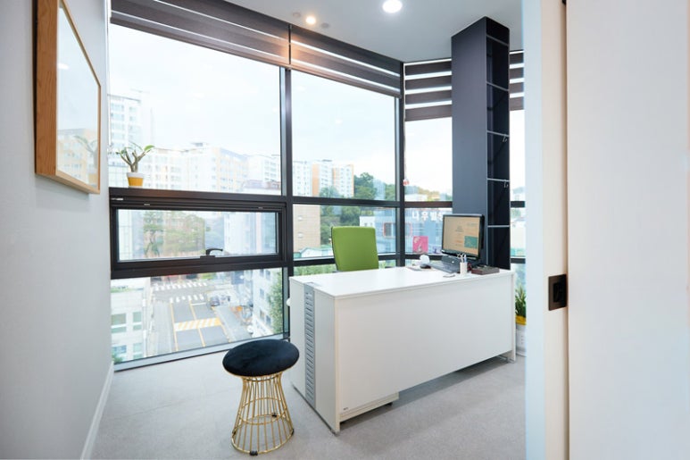 째려보이는 눈으로 보인다면? 쌍수와 눈매교정 사례 관련 이미지 2