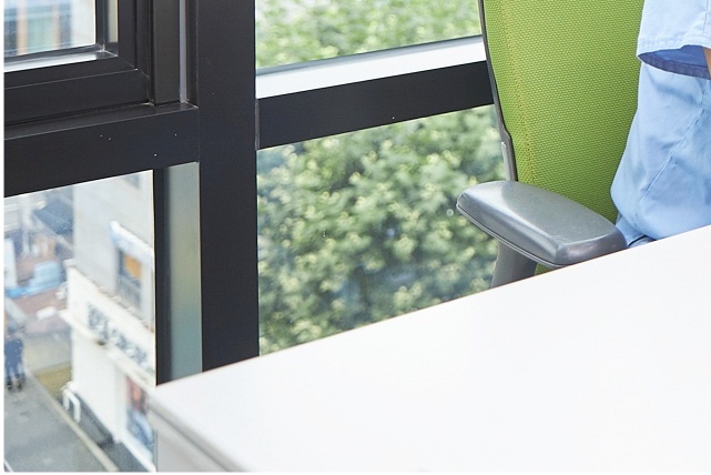 눈재수술 이전 수술의 흔적을 자연스럽게 디자인하는 과정 관련 이미지 15