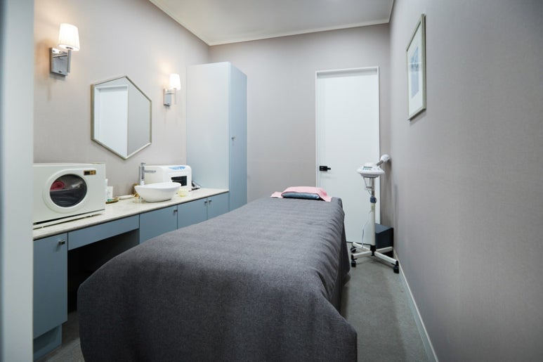 상안검&middot;하안검 수술: 노화의 흔적을 지우는 비밀 관련 이미지 12