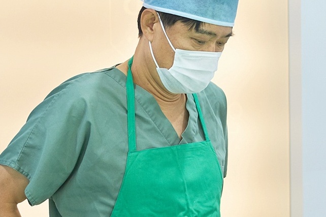 안검하수 눈매교정 가짜와 진짜를 구분해야 합니다 관련 이미지 14