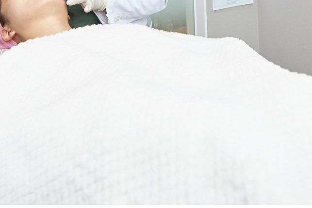 눈재수술성형외과 여러 번 수술 후에도 남아있는 고민이라면 관련 이미지 16