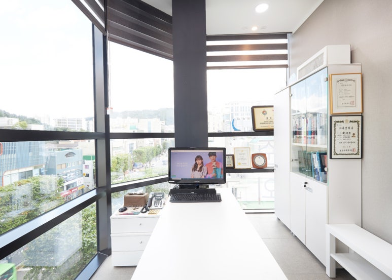 안검하수가 심한 경우 남자 눈성형 - 쌍꺼풀 눈매교정 관련 이미지 2