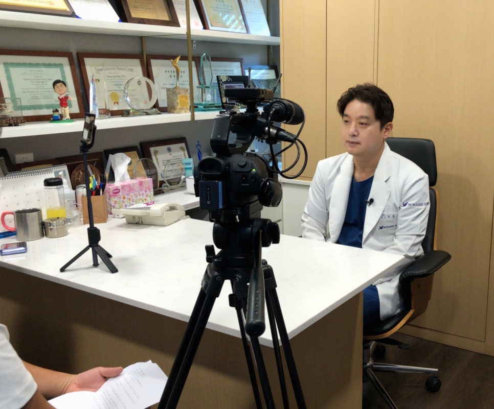 Director Choi Hong-rim Appears as a Consultant on <Live This Morning>! image 1