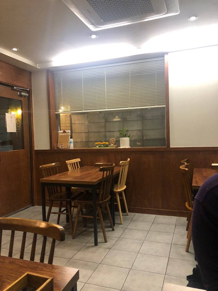 [Ttukseom Station Restaurant] A Bite of Crispy Fried Food with Rice: Honest Review of Chikamichi in Seongsu image 2
