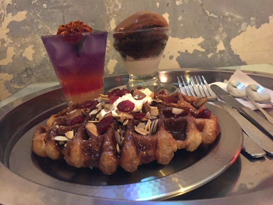 [을지로 카페] 크로플이 맛있는 힙지로 카페 관련 이미지 18