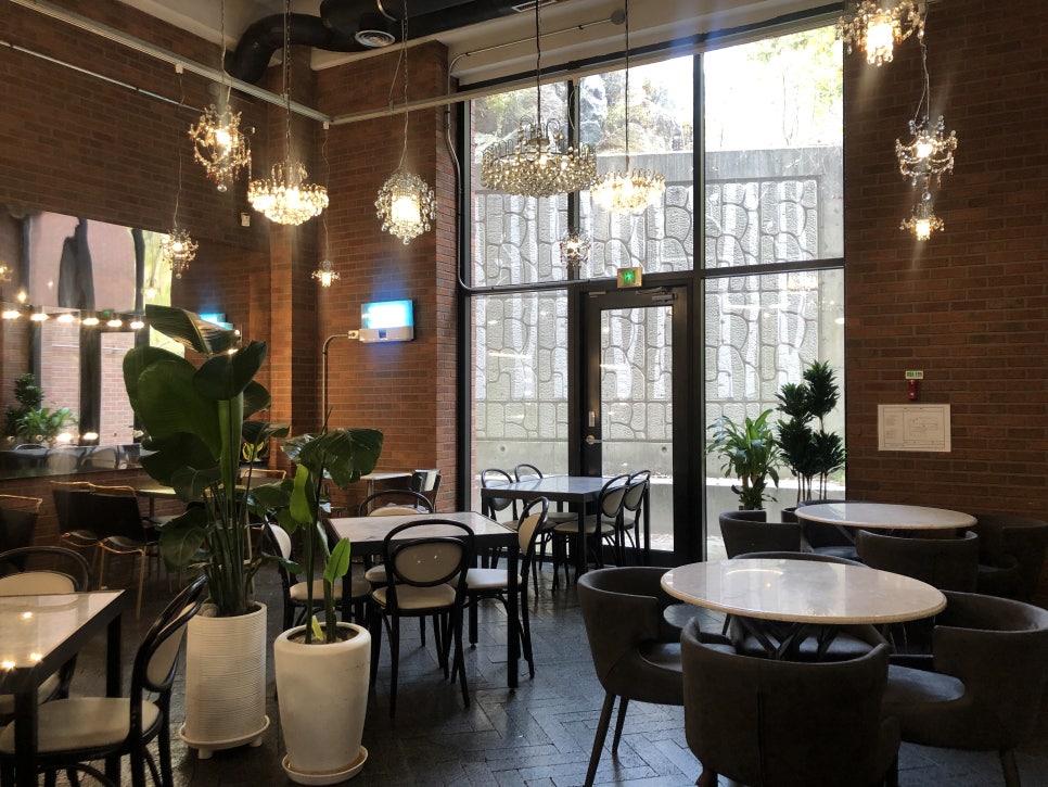 [Gwangju Cafe] A Place with a Charming Birch Forest View: Honest Review of Cafe in Sinhyeon-ri in Gwangju, Gyeonggi-do image 5