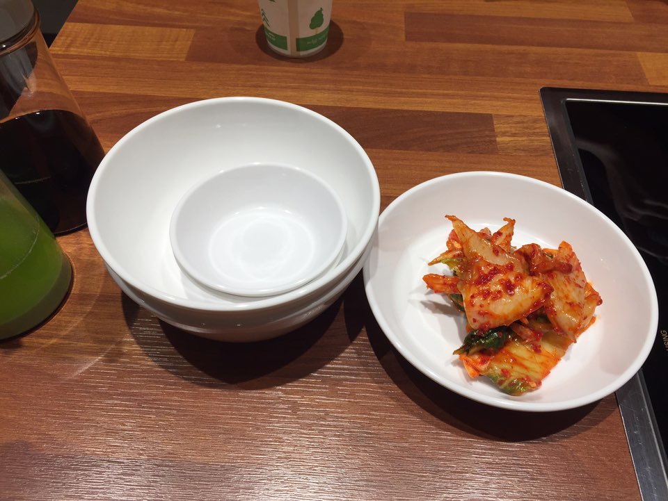[성수동 맛집] 얼큰한 버섯샤브샤브를 성수동에서, 등촌샤브칼국수 성수점 솔직 후기 관련 이미지 8