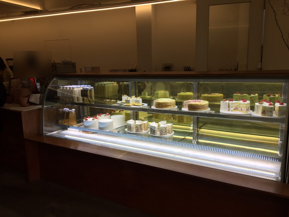 [성수 카페] 크레이프 케이크가 맛있는 성수 카페거리 관련 이미지 5