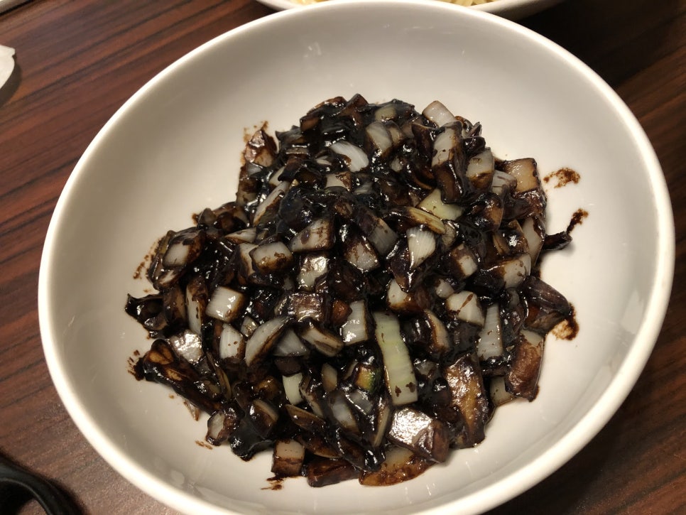 [Pangyo Hyundai Department Store Restaurant] A Chinatown Restaurant in Pangyo, Shinseung Banjeom Samseon Abalone Jjambbong Rice and Samseon Gan Jjajangmyeon Honest Review image 7