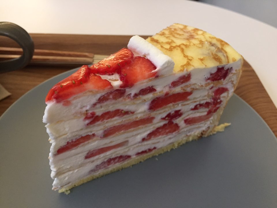 [성수 카페] 크레이프 케이크가 맛있는 성수 카페거리 관련 이미지 21
