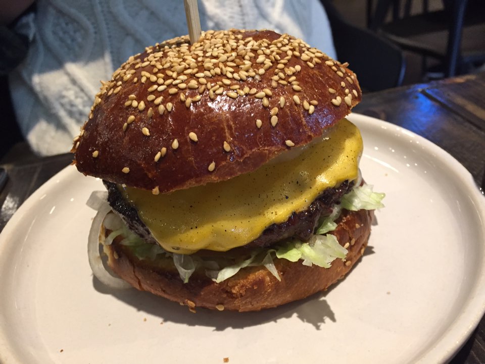[서울숲 맛집] 육즙 가득한 패티가 맛있는 뚝섬 수제버거 관련 이미지 15