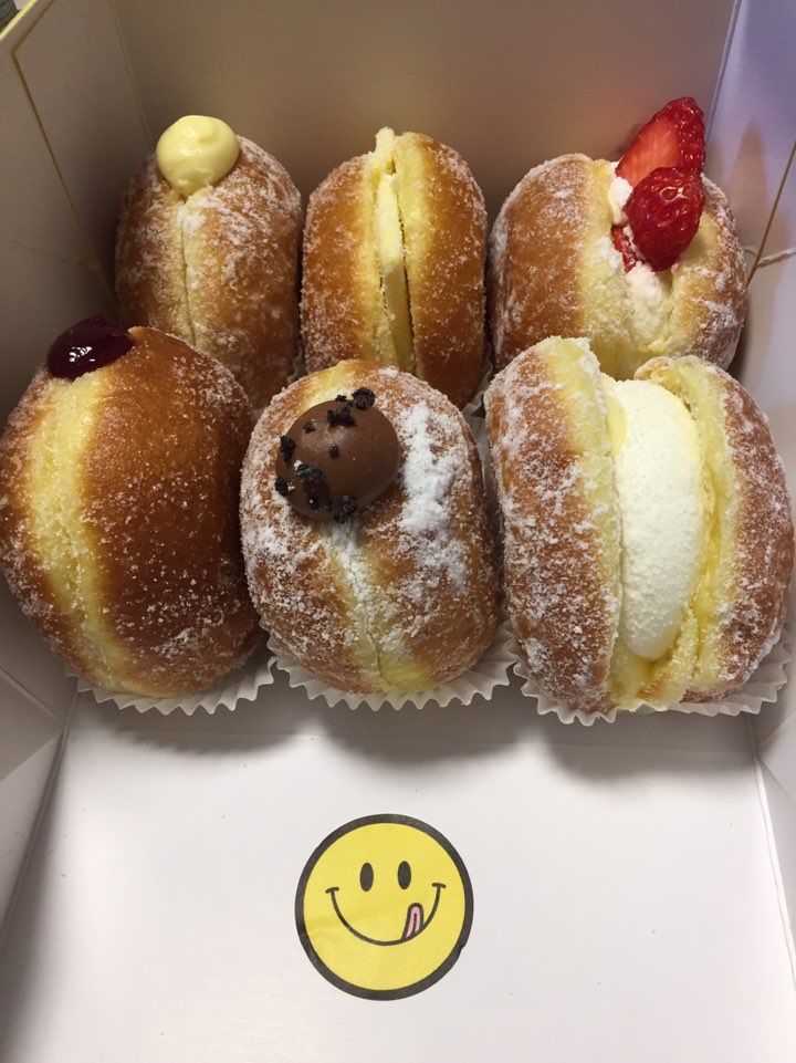 [도산공원 카페] 줄서서 먹는 도넛 맛집, 도산공원 카페 관련 이미지 19