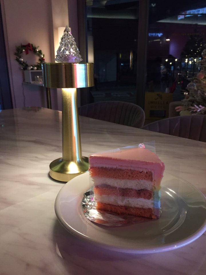[뚝섬 카페] 예쁜 케이크가 맛있는 뚝섬역 카페 관련 이미지 20