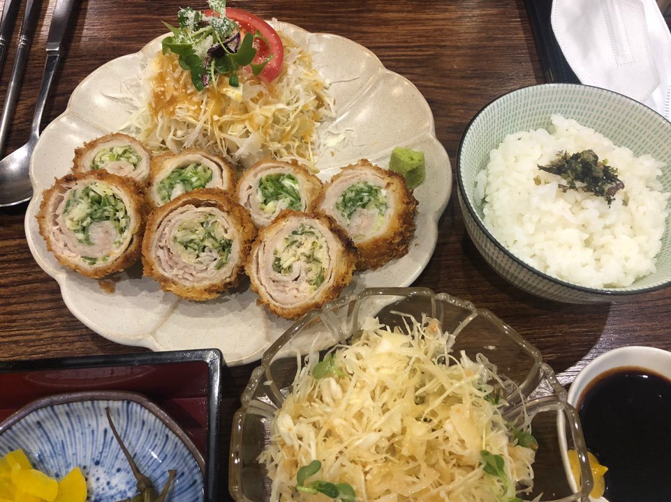 [Ttukseom Station Restaurant] A Bite of Crispy Fried Food with Rice: Honest Review of Chikamichi in Seongsu image 10